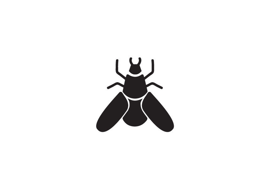 In diesem Bild sieht man ein schwarzes Icon einer Fliege auf transparentem Hintergrund. Das Symbol wird häufig als Piktogramm für die Kategorie „Fliegenbekämpfung“ verwendet und eignet sich ideal zur Darstellung von Produkten wie Fliegenfallen, Ködern oder Sprays.