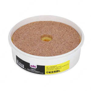 Geöffnete CIT Inficin Köderdose zur Schädlingsbekämpfung gegen Fliegen als Produktbild freigestellt auf hellem Hintergrund